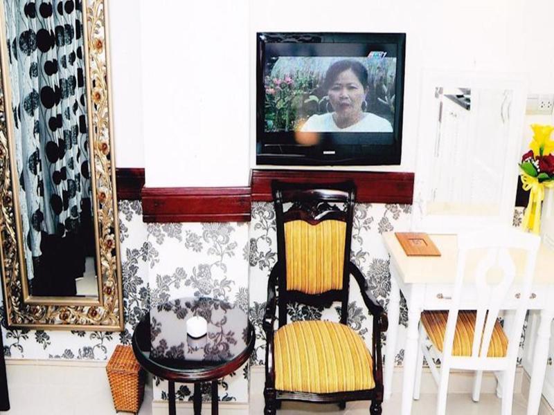 Hoang Thanh Thuy Airport Hotel 2 - Gan Am Thuc Dem Cho Hoang Hoa Tham Ho Chi Minh City Bagian luar foto
